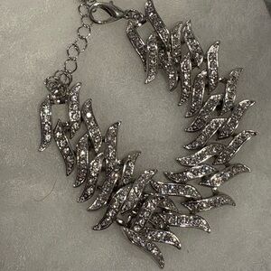Elegant Silver Bracelet with Crystal Accents